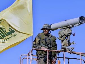 مقاتل من حزب الله اللبناني