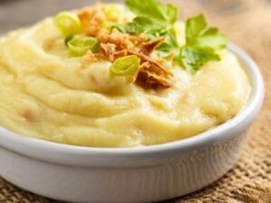 وصفة نباتية: بطاطا مهروسة مع الجوز