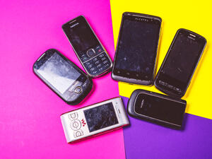 The 10 Most Popular Mobile Phones of All Time