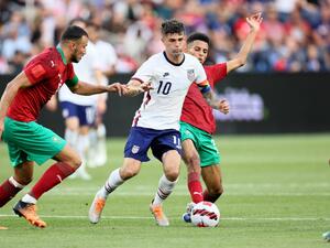 Christian Pulisic #10 of the United States controls the ball against Morocco at TQL Stadium on June 01, 2022 in Cincinnati, Ohio. Andy Lyons/Getty Images/AFP (Photo by ANDY LYONS / GETTY IMAGES NORTH AMERICA / Getty Images via AFP) Christian Pulisic #10 of the United States controls the ball against Morocco at TQL Stadium on June 01, 2022 in Cincinnati, Ohio. Andy Lyons/Getty Images/AFP (Photo by ANDY LYONS / GETTY IMAGES NORTH AMERICA / Getty Images via AFP)