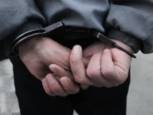 اعتقال اب قتل انتيه في الرمثا الاردنية