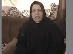 والدة نادية 