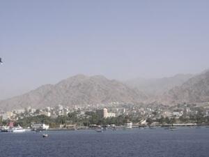  اصابة سياح اسرائيليين في حادث بحري في العقبة