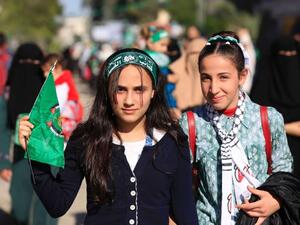 اسرائيل: حماس تحتمي بالمدنيين