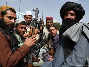 وشن تنظيم داعش عدة هجمات دامية على منشآت ومؤسسات مدنية وعسكرية في افغانستان بعد الانسحاب الاميركي واثناءه