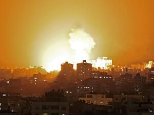 Gaza under the Israeli bombs 