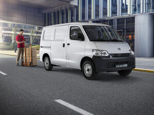 تويوتا تطلق مركبتها الجديدة "لايت إس" في المملكة العربية السعودية