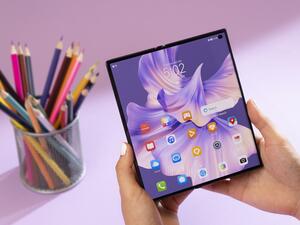 دليلنا لاختيار هاتف قابل للطي: HUAWEI Mate Xs 2 هو الهاتف المثالي القابل للطي:  خفة فائقة، ومسطح لدرجة مذهلة، ومتين جدًا