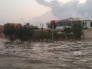 فيضانات في الإمارات