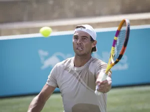 Spanish tennis player Rafael Nadal takes part in a training session at Santa Ponsa Country Club in Santa Ponsa, on the Spanish Balearic Island of Mallorca, on June 17, 2022. (Photo by JAIME REINA / AFP)