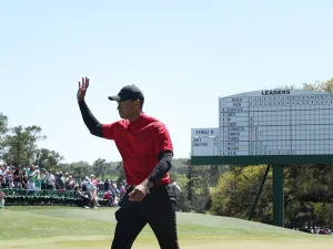 Tiger Woods (Credit: @TigerWoods)