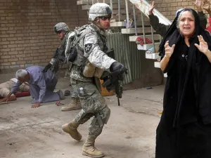 قيادة العراق الى الفشل