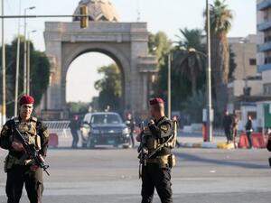 وقع الانفجار وسط جهود البعثة الدبلوماسية الأسترالية للتوسط بين رجل الدين الشيعي المؤثر مقتدى الصدر وفصيل مدعوم من إيران