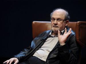 الكاتب البريطاني سلمان رشدي