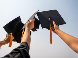 كلمات جميلة للتهنئة بالنجاح في التوجيهي