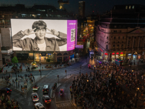 الانطلاق إلى العالمية مع BTS: سامسونج تطلق عملاً موسيقياً عالمياً في جالكسيUnpacked 2022