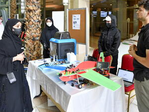 كلية الهندسة في جامعة الإمارات تنظم معرضاً توجيهياً للطلبة في العام الأكاديمي الجديد 2022-2023