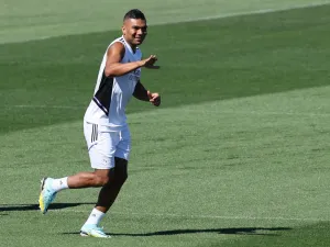 Real Madrid's Brazilian midfielder Casemiro attends a training session at the Ciudad Real Madrid training complex in Valdebebas, outskirts of Madrid, on August 19, 2022. After winning it all with Real Madrid, Brazilian defensive midfielder Casemiro will play for Manchester United this season, after both clubs today announced an agreement for the transfer of the 30-year-old Canarinha international. "Real Madrid C. F. and Manchester United have agreed on the transfer of the player Carlos Henrique Casemiro," t