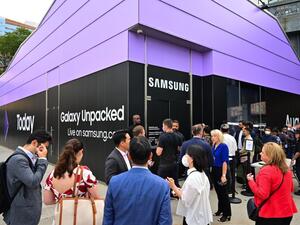سامسونج تعرض ابتكارات جالكسي الجديدة خلال مساحات مميزة في نيويورك ولندن