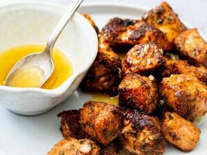 لقيمات السلمون المشوية في الفرن