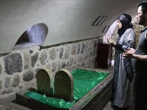 The Tomb of Tragic Lovers 