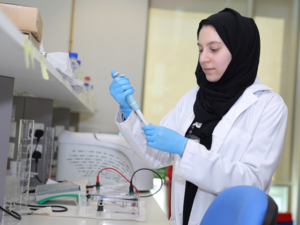 The United Arab Emirates University publishes 1077 research articles and is awarded 14 patents in the first half of 2022