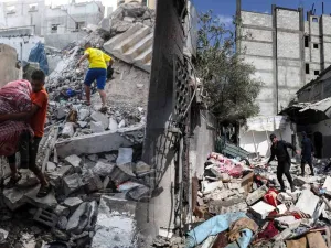  الزيارة تأتي لمتابعة الأوضاع في قطاع غزة عقب العدوان الإسرائيلي