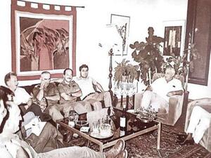 شارون التقى بـ بشير الجميل