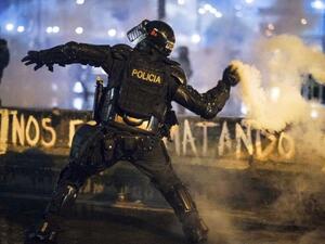 كولومبيا.. مقتل 8 من الشرطة في هجوم بالمتفجرات