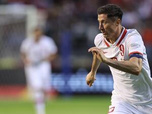 موعد مباراة بولندا وهولندا في دوري الأمم الأوروبية والقنوات الناقلة