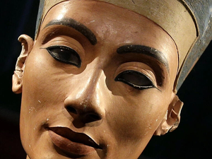 Queen Nefertiti 
