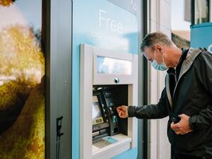 جارتنر: 30% من البنوك الكبيرة ستعتمد على حلول الأعمال المصرفية المقدمة على شكل خدمة بنهاية العام 2024