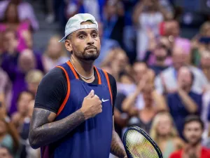 Australia's Nick Kyrgios celebrates his win against Russia's Daniil Medvedev in their 2022 US Open Tennis tournament men's singles Round of 16 match at the USTA Billie Jean King National Tennis Center in New York, on September 4, 2022. (Photo by COREY SIPKIN / AFP)