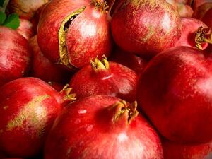 كيفية استخدام الرمان لرفع طاقة فنغ شوي في المنزل