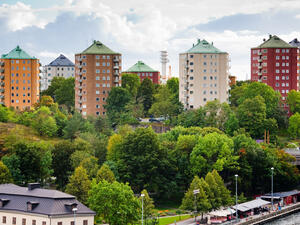 Sweden: 500,000 Homeowners Might Have to Move Out as Central Bank Announces Raising of Interest Rates