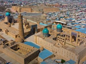 أوزبكستان.. انفجار بمستودع تابع لوزارة الدفاع