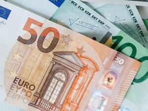 سعر اليورو مقابل الدولار