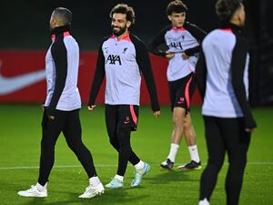 جانب من تدريبات ليفربول (المصدر: أ ف ب)