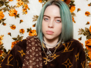 Billie Eilish Has a New Man in Her Life ! 