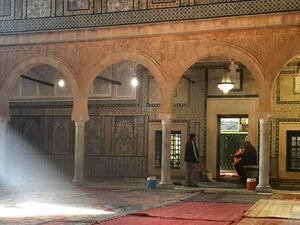 مهرجان المولد النبوي في تونس يثير الجدل