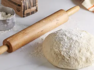 3 مكونات لتحضير رغيف أبيض كلاسيكي