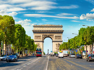 Saudi Arabia to Build Its Version of France's Champs-Elysees