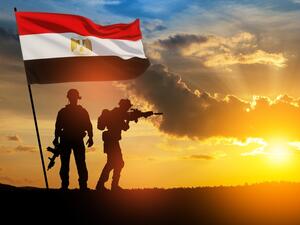 7 قتلى من الجيش المصري برصاص داعش في سيناء