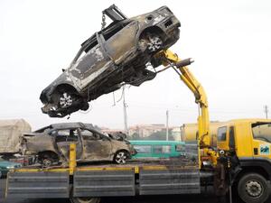 وقال تلفزيون النهار المحلي ان 13 من الضحايا من رعايا غينيا وآخر من دولة مالي 