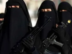 يضم مخيم الهول أكثر من 50 ألف شخص، نصفهم من العراقيين