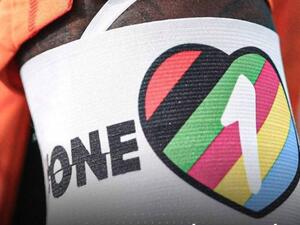 تراجعت 7 منتخبات أوروبية مشاركة في نهائيات كأس العالم 2022، عن ارتداء شارة "حب واحد"