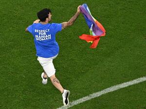 الإيطالي ماريو فيري المولود في 1987 دخل أرض ملعب لوسيل لمدة ثلاثين ثانية