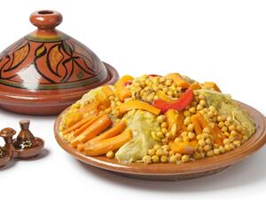 طريقة تحضير الكسكس لدعم المنتخب المغربي في كأس العالم طريقة تحضير الكسكس لدعم المنتخب المغربي في كأس العالم