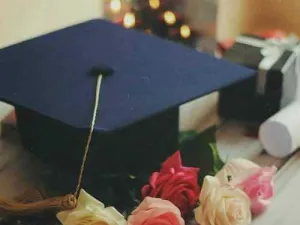 عبارات تهنئة تخرج قصيرة