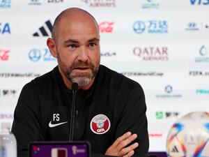 فيليكس سانشيز مدرب منتخب قطر (أ ف ب)